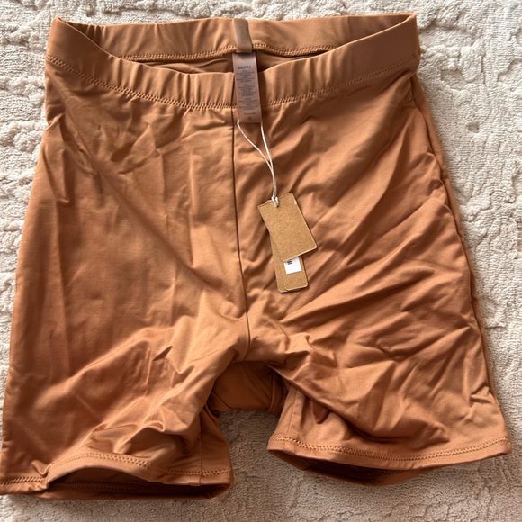 SKIMS Other - ✨SALE✨SKIMS swim shorts